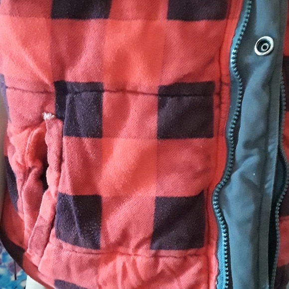 Reversible Vest - Picture 4 of 6